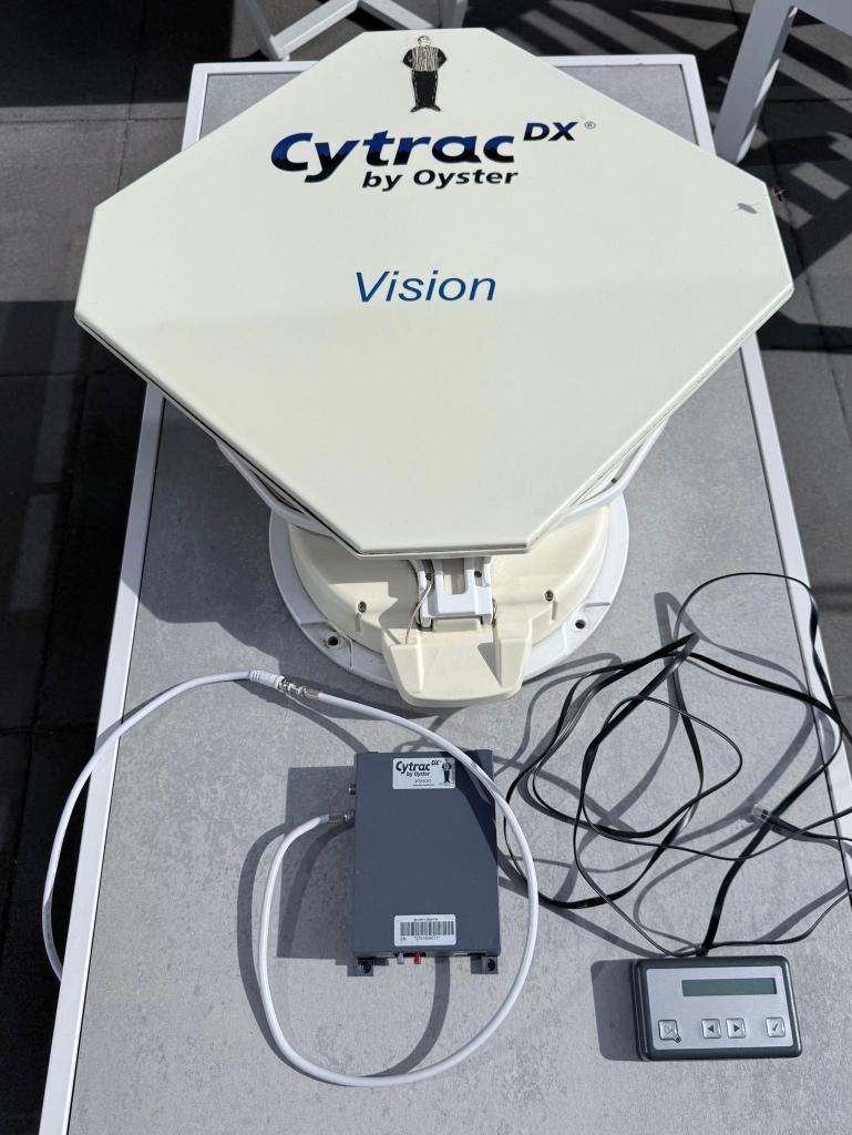 Schotelantennes, Ophalen, Zo goed als nieuw, (Schotel)antenne, Overige merken