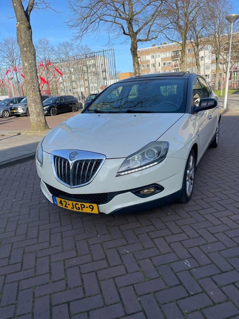 Lancia Delta 1.4 Tjet 150 2009 Wit clima pano leer enz, Auto's, Lancia, Voorwielaandrijving, Euro 5, 4 cilinders, Wit