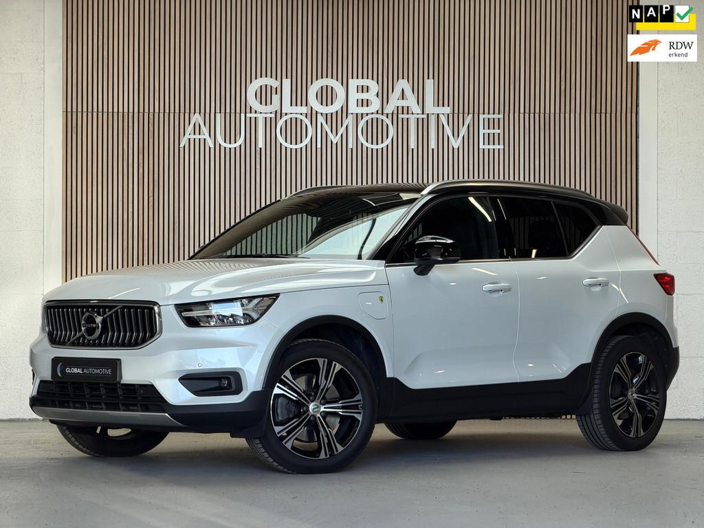 Volvo XC40 1.5 T5 Recharge Inscription - 19'' - STUURVERWARM, Wit, Hybride Elektrisch/Benzine, 3 cilinders, SUV of Terreinwagen