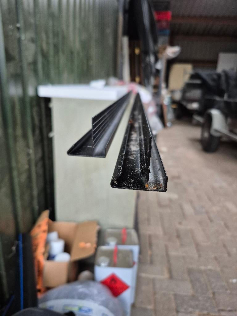 daktrim zwart 35 mm, Doe-het-zelf en Verbouw, Ophalen, Steen of Klei, Overige typen, Nieuw