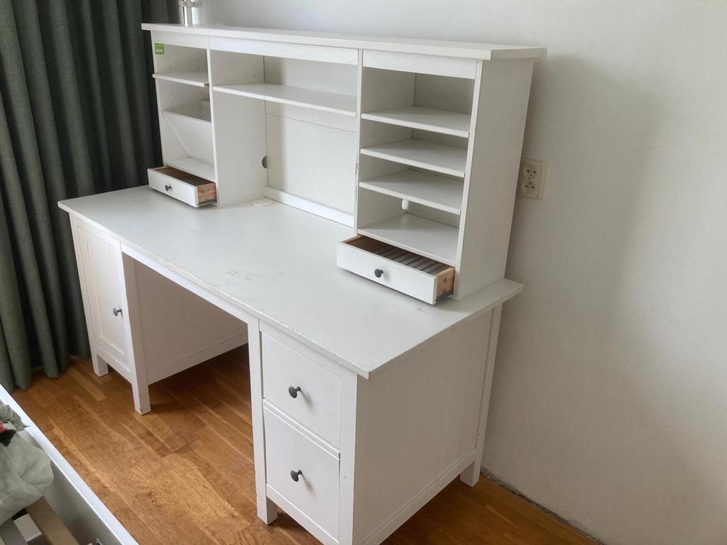 Ikea Hemnes bureau met opzetdeel, Huis en Inrichting, Bureaus, Ophalen, Opbergruimte, Gebruikt, Hout