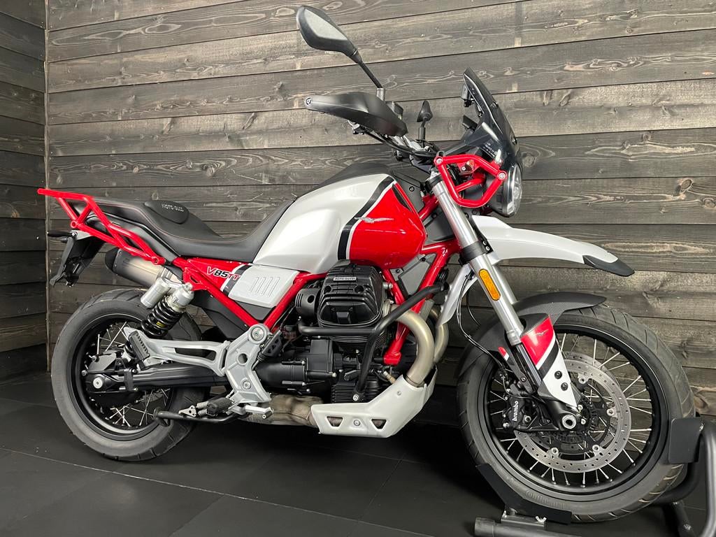 Moto Guzzi V85 TT EVOCATIVE ROSSO KALAHARI (bj 2019) - foto 3