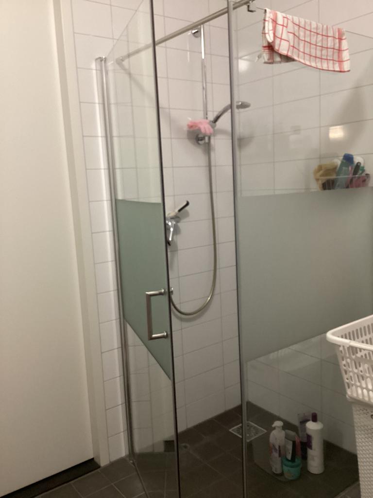 Douche cabine, Ophalen, Zo goed als nieuw
