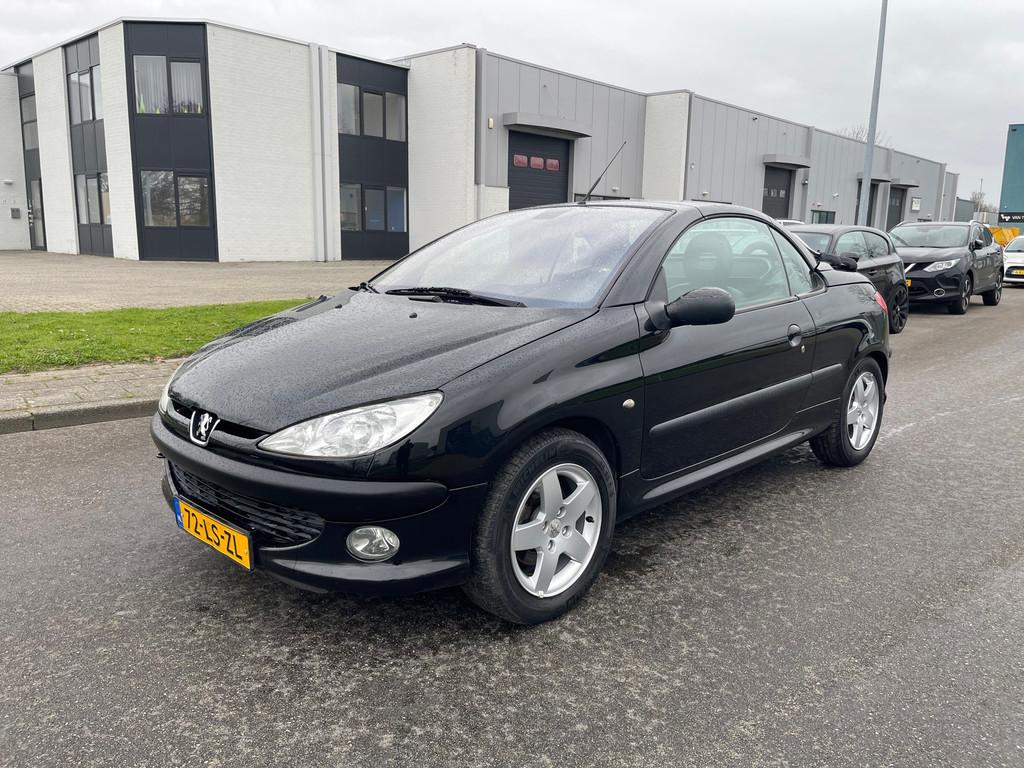 Peugeot 206 CC 2.0-16V BJ 2003, Auto's, Peugeot, Bedrijf, Te koop, ABS, Airbags, Centrale vergrendeling, Elektrische buitenspiegels