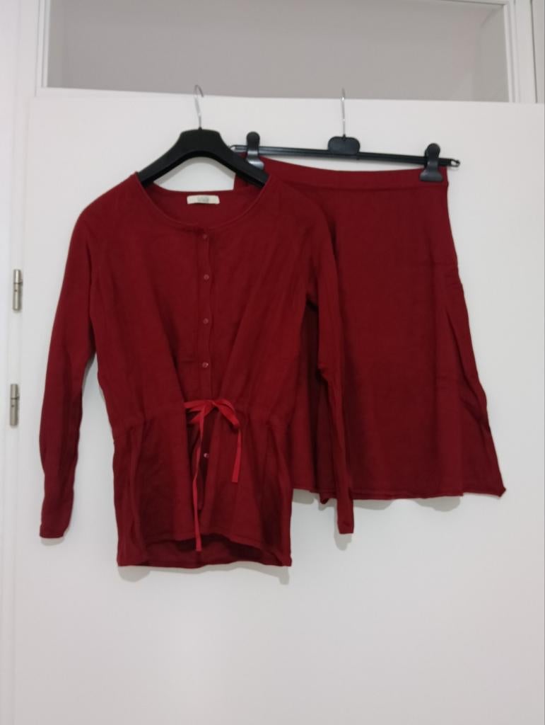 La Salle set: rok maat XL, top maat L, Kleding | Dames, Maat 42/44 (L), Ophalen of Verzenden, Gedragen, Rood