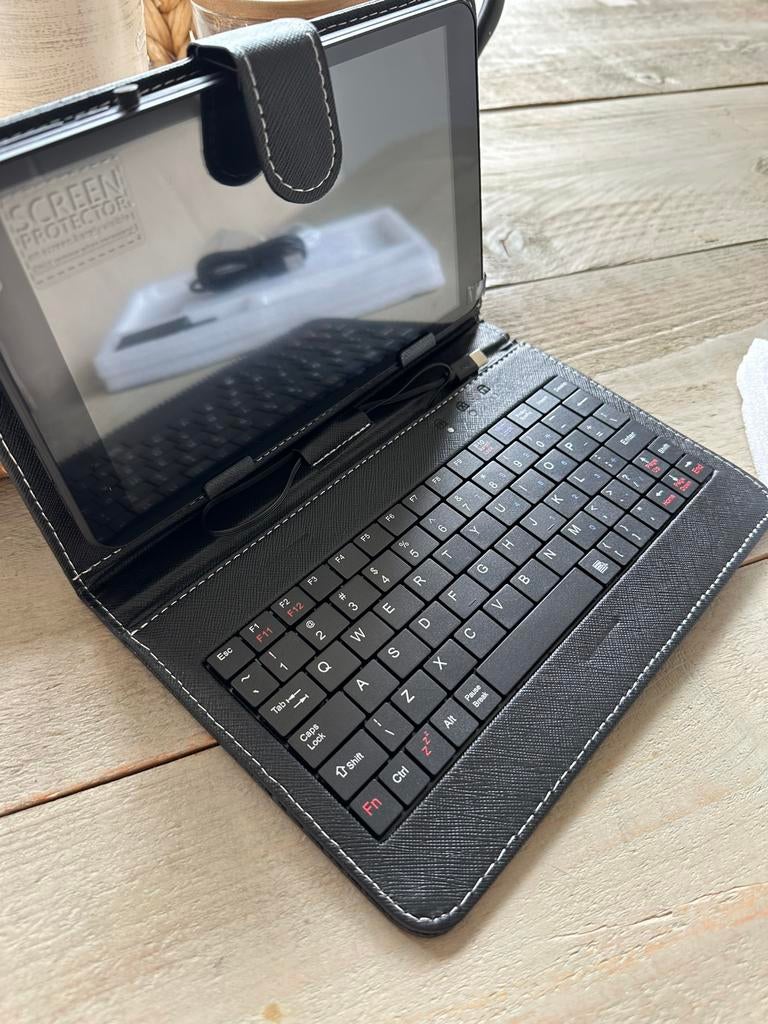 Tablet met toetsenbord en hoes, Computers en Software, Tablet-hoezen, Ophalen of Verzenden, Nieuw, 8 inch