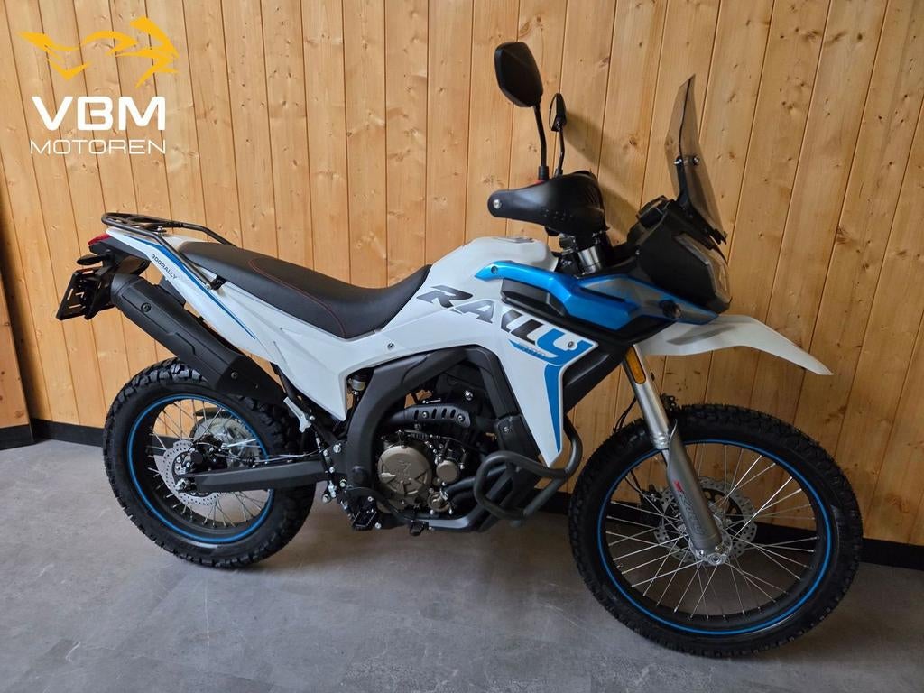 VOGE 300 RALLY 5 jaar garantie 35kw a2 geschikt! ralley - foto 2