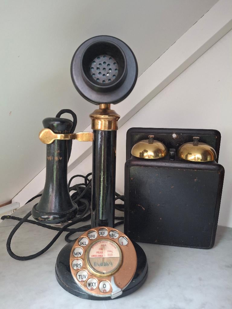 Candlestick telefoon 1930, Ophalen