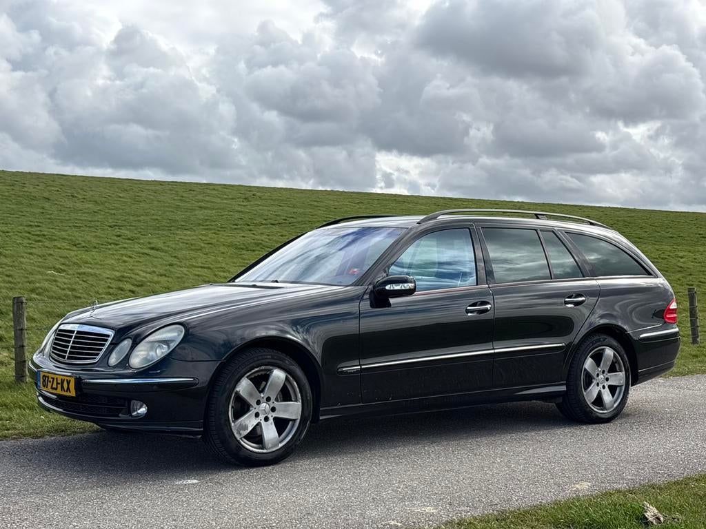 Mercedes-Benz E-Klasse E320 CDI | Xenon | Harman/kardon, Auto's, Mercedes-Benz, Automaat, Achterwielaandrijving, Zwart, 3222 cc