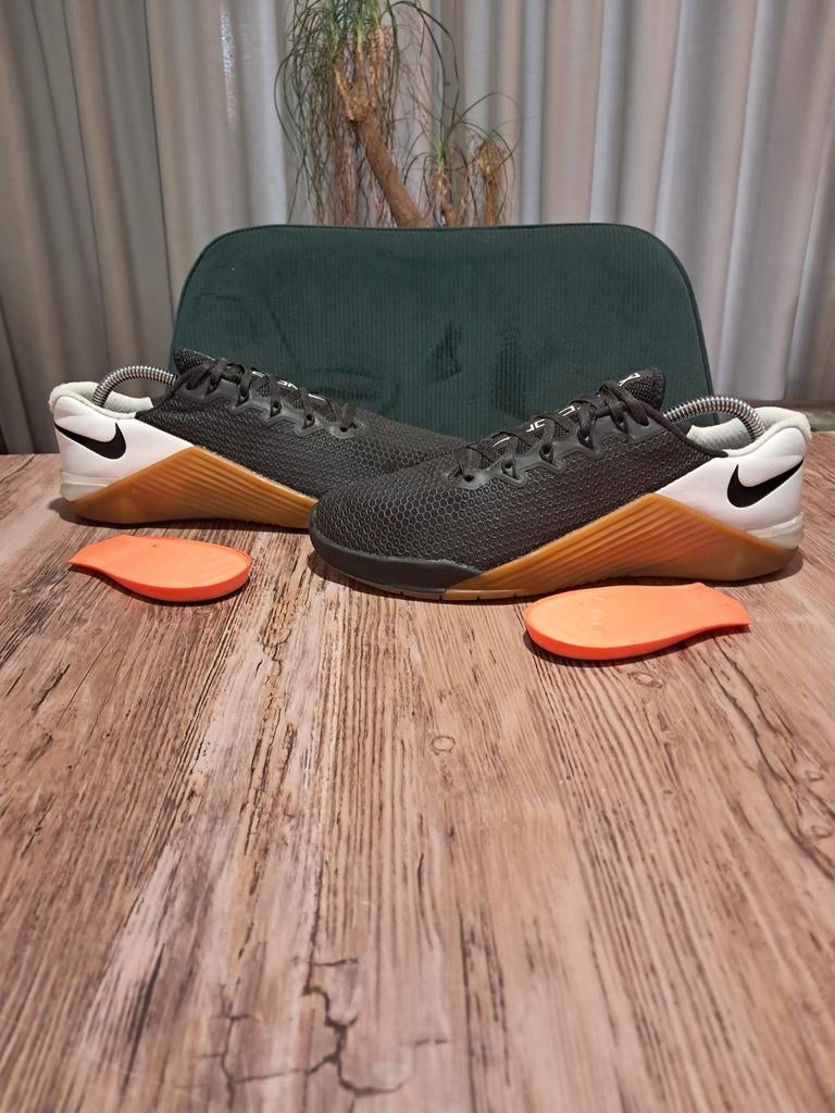 Nike Metcon 5 'Black & White' Size 42,5, Nike, Ophalen of Verzenden, Gedragen, Sportschoenen