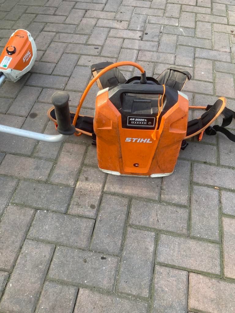 Stihl ruggedragen accu AR 2000L, Tuin en Terras, Ophalen, Zo goed als nieuw, Accu