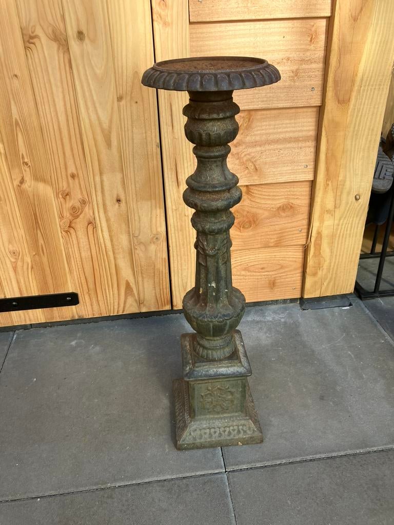 Gietijzeren kandelaar van 70 cm hoog., Ophalen, Overige materialen