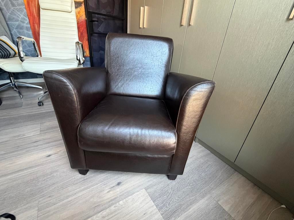 Stoere echt leren fauteuil – bruin/zwart – zit heerlijk, Ophalen, Gebruikt, Minder dan 75 cm, Leer