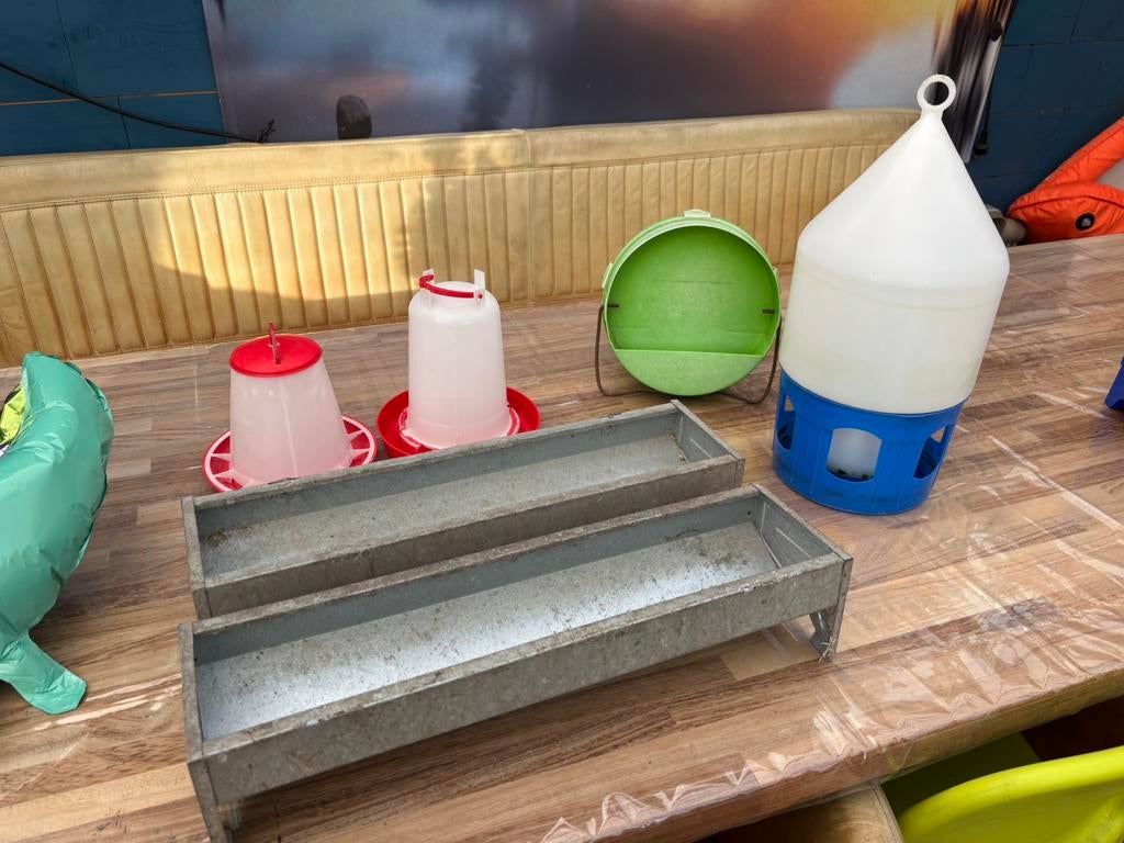 Kippen voer en water bakken, Dieren en Toebehoren, Ophalen, Gebruikt, Drinken en Voederen