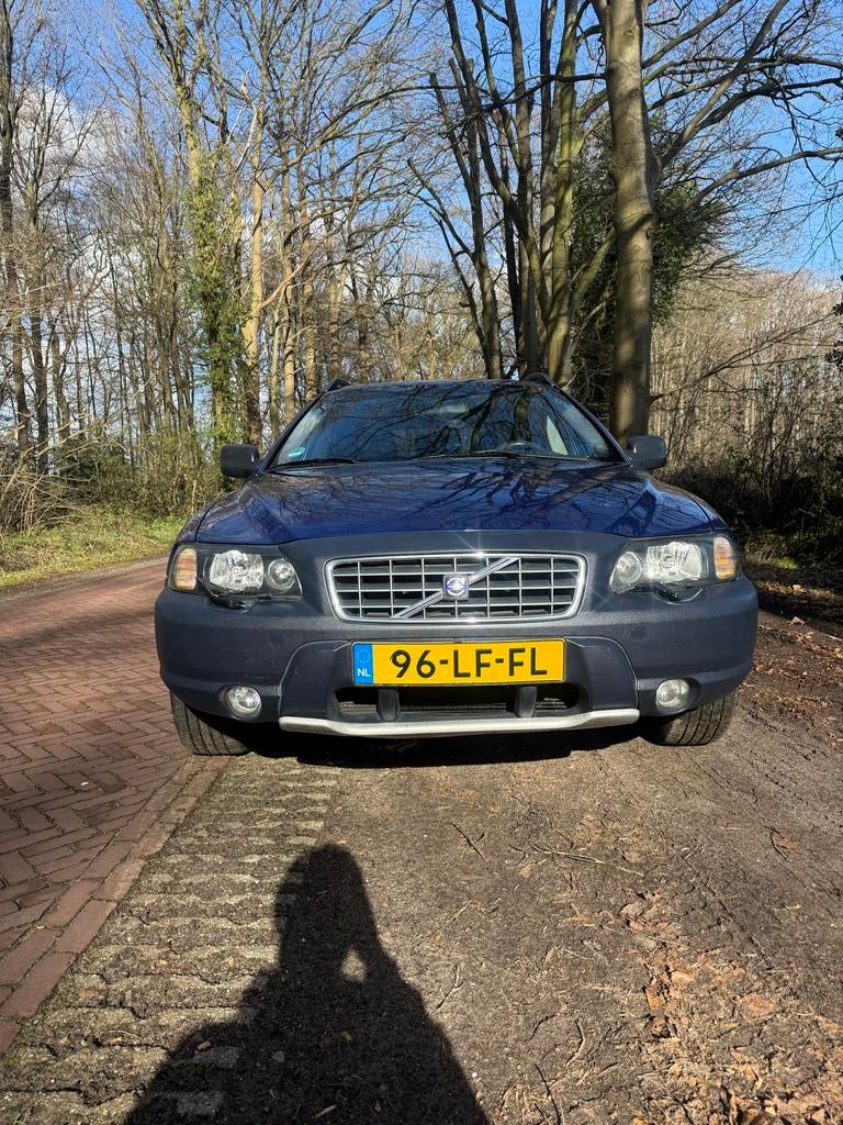 Volvo V70 2.4 T XC 4WD AUT 2002 Blauw, 1800 kg, Zwart, Blauw, XC70
