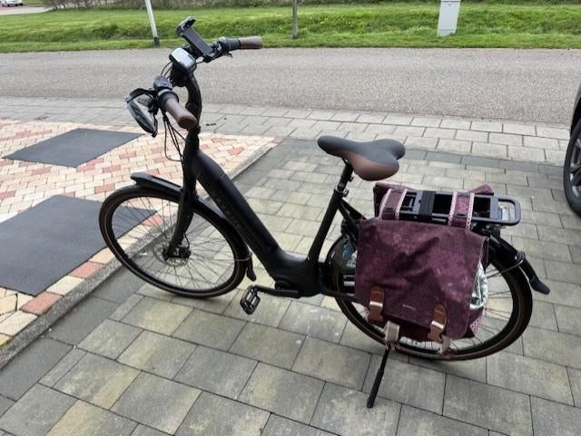 Als Nieuw! Dames E-Bike Gazelle Grenoble C8 HMB, Fietsen en Brommers, Ophalen, 53 tot 56 cm, Versnellingen, Zo goed als nieuw