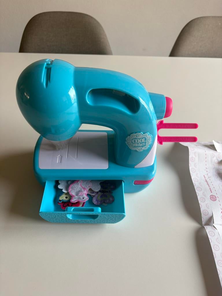 Cool Maker kindernaaimachine, Hobby en Vrije tijd, Naaimachines en Toebehoren, Ophalen of Verzenden, Zo goed als nieuw, Naaimachine