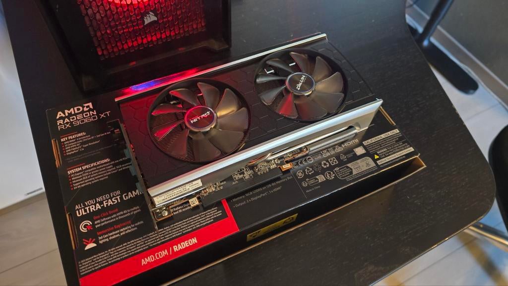AMD Radeon RX 5500XT OC Nitro+ 8GB GDDR6 Videokaart, Computers en Software, Videokaarten, AMD, GDDR6, Ophalen of Verzenden, Zo goed als nieuw