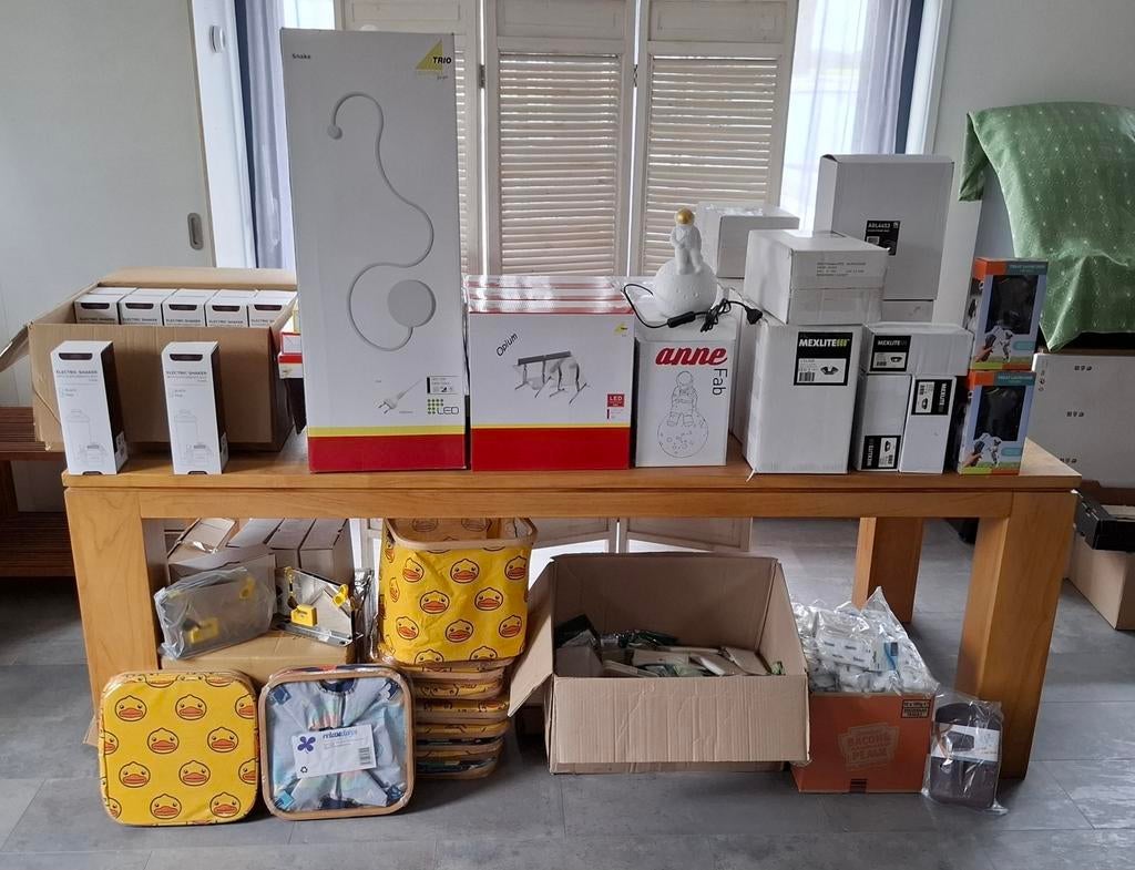 Markt handel, rommelmarkt, restanten, partij, nieuw., Ophalen, Nieuw