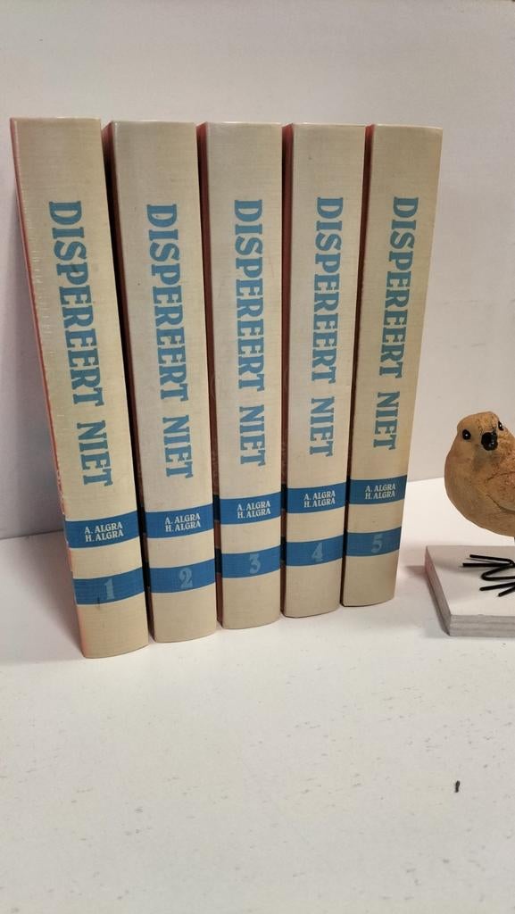 Algra, A. en H.; Dispereert niet 5 delen, Ophalen of Verzenden, Gelezen