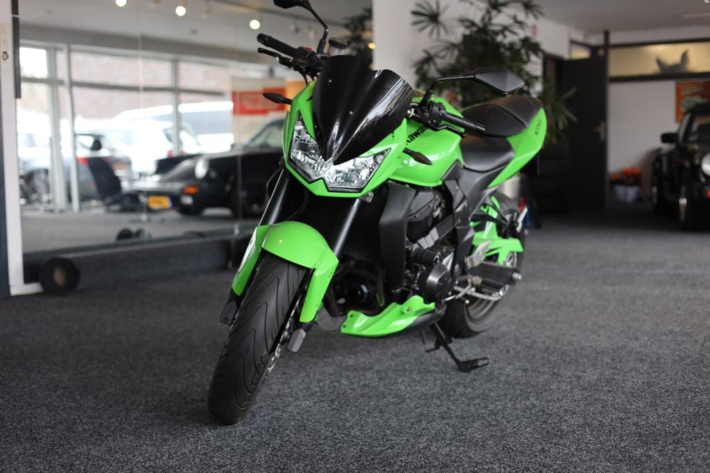 Kawasaki Z 750 ZEER NETJES | 27416 KM ONDERHOUD | LEO VINCE, Hamburgerweg 183
3851EL  ERMELO, NL, Info@autobronkhorst.nl, Bedrijf