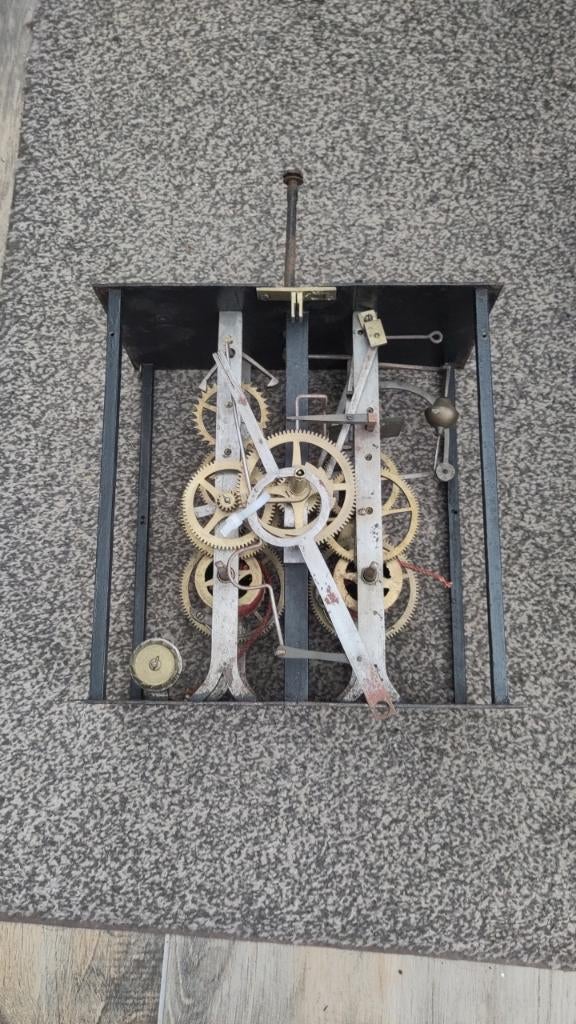 Comtoise antieke uurwerken, Antiek en Kunst, Ophalen