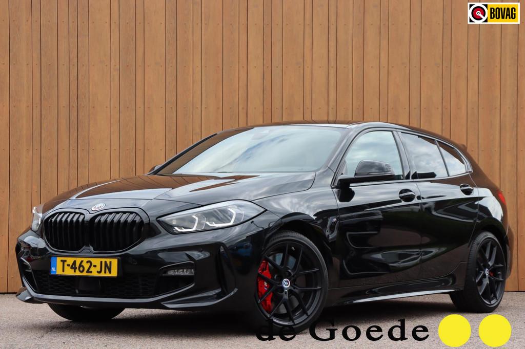 BMW 1-serie 116i Introduction Ed. M-Sport orgNL camera Perfo, 12 maanden, Gebruikt, Leder en Stof, Zwart