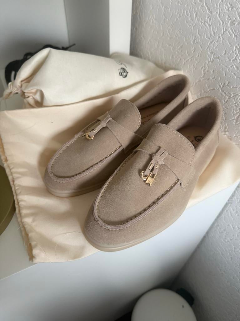 Loro Piana Summer Walk loafers, Nieuw, Ophalen of Verzenden, Instappers, Beige
