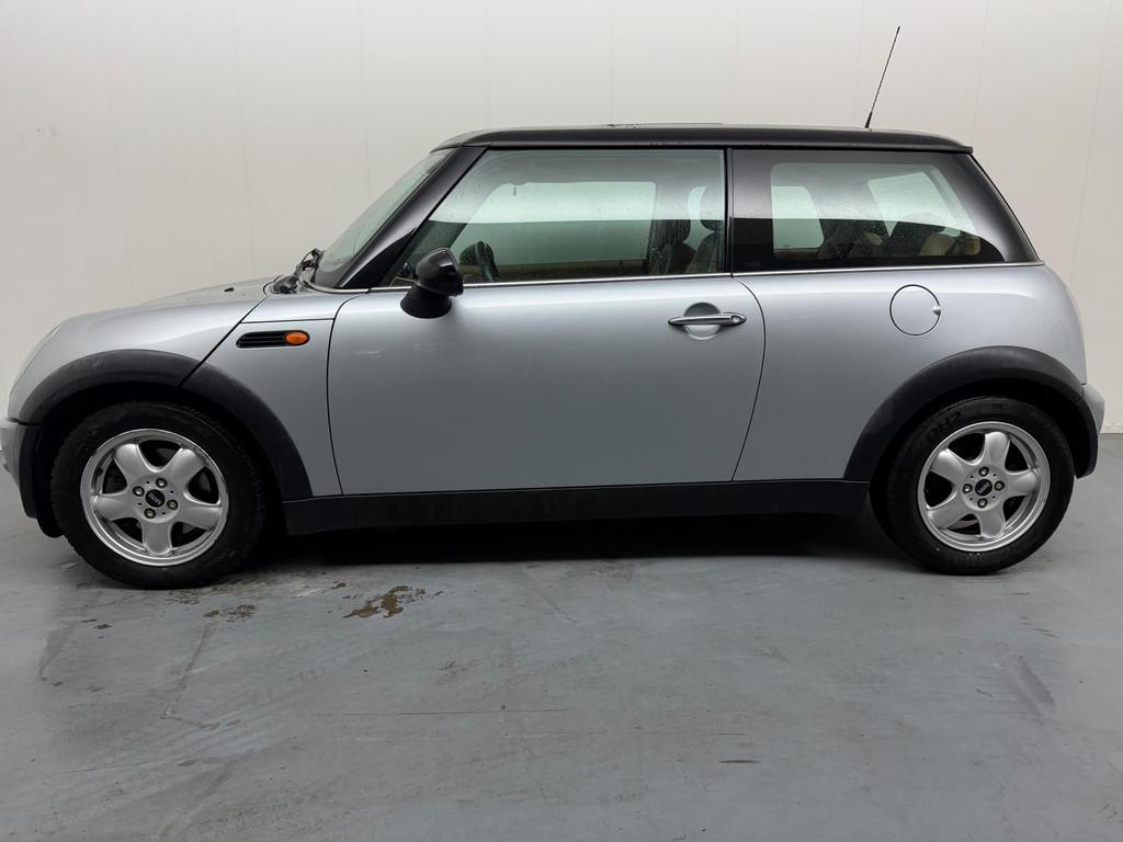 Mini Mini 1.6 Cooper Chili # Automaat # Pano # Leder # Lmv, Gebruikt, 4 cilinders, 4 stoelen, Bedrijf