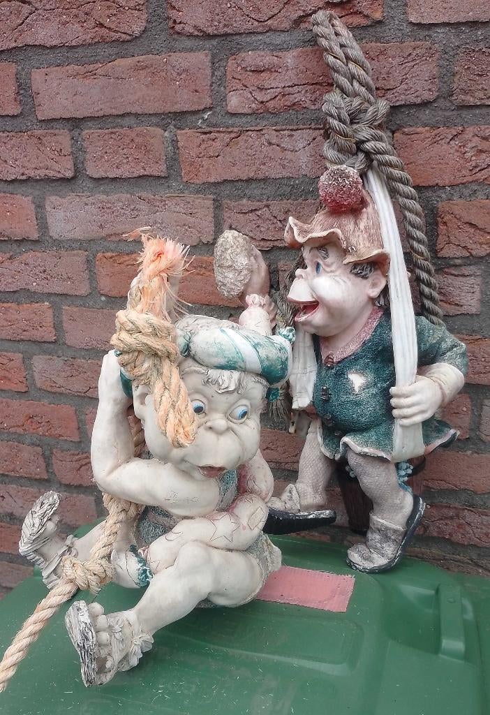 2 X Hang Laaf, Ophalen of Verzenden, Gebruikt, Beeldje of Poppetje