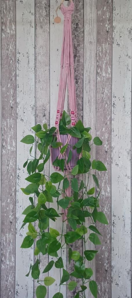 Macrame plantenhanger roze kralen 98cm, Overige materialen, Balkon, Nieuw, Ophalen of Verzenden