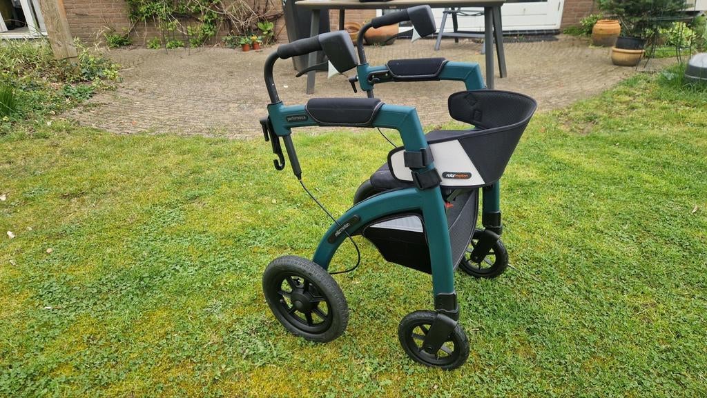 Luxe Rollz rollator/rolstoel in 1.  Nauwelijks gebruikt, Ophalen, Zo goed als nieuw