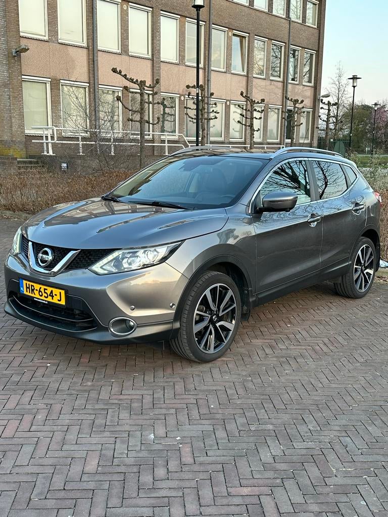 Nissan Qashqai 1.6 DIG-T Tekna|Pano|360Cam|Afn.Trekhaak|NAP, Auto's, Nissan, Voorwielaandrijving, 1618 cc, 4 cilinders, 1290 kg