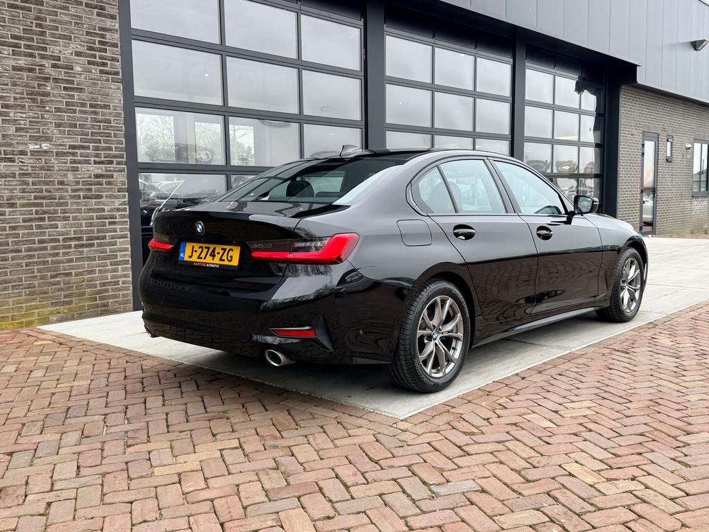 BMW 3-serie 318i Executive Edition | Navi | M sportstuur | C, Automaat, 1998 cc, Achterwielaandrijving, Gebruikt