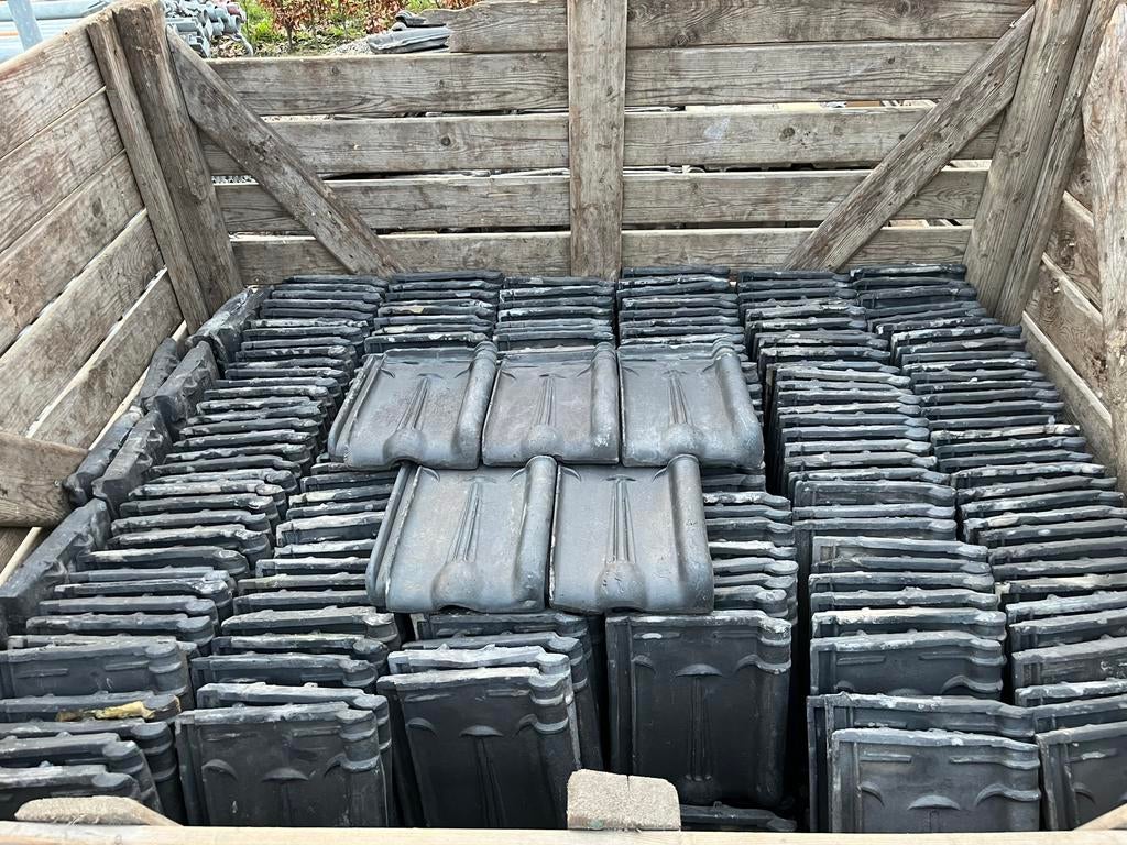 700 kruispannen te koop. Schoongemaakt en gesorteerd, Steen of Klei, Zwart, Ophalen of Verzenden, Zo goed als nieuw