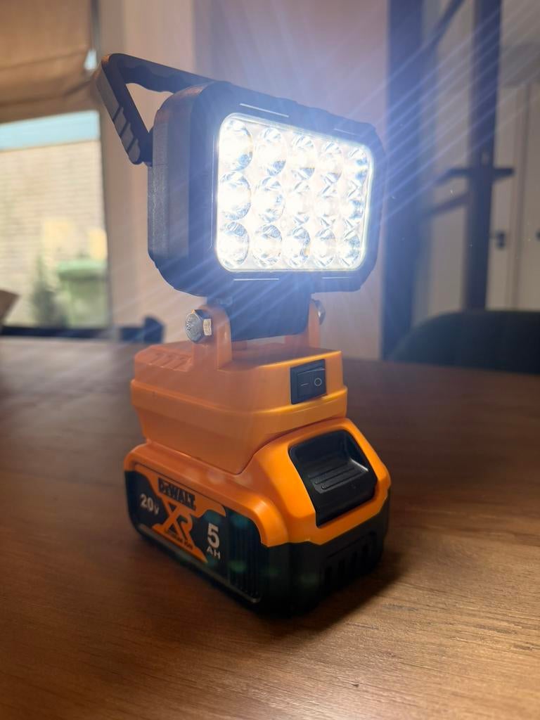 Felle LEDlamp –  voor Dewalt - 10W – 18 LED’s – 14.4/18V/20V, Ophalen of Verzenden, Nieuw