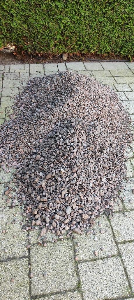 GRATIS af te halen:  SIERSPLIT rood/grijs, Tuin en Terras, Grind, Keien en Split, Ophalen, Overige materialen, Gebruikt, Split