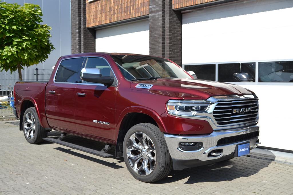 Dodge RAM 1500 5.7 V8 Crew Cab Longhorn, Head-up, 360 camera, Auto's, Automaat, 5654 cc, Leder, Bedrijf