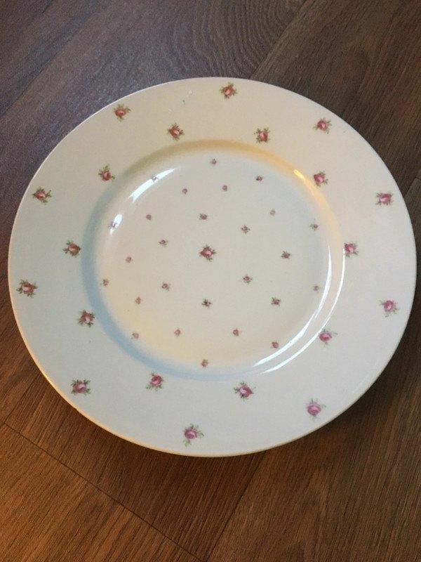 schaal/bord met roosjes 30 cm doorsnee, Ophalen of Verzenden, Zo goed als nieuw, Rond, Schaal