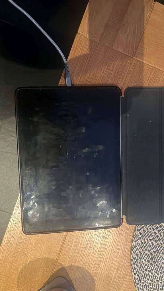 Apple ipad pro  a1673 9,7 inch, Computers en Software, Apple iPads, 10 inch, Gebruikt, Ophalen of Verzenden, Apple iPad Pro