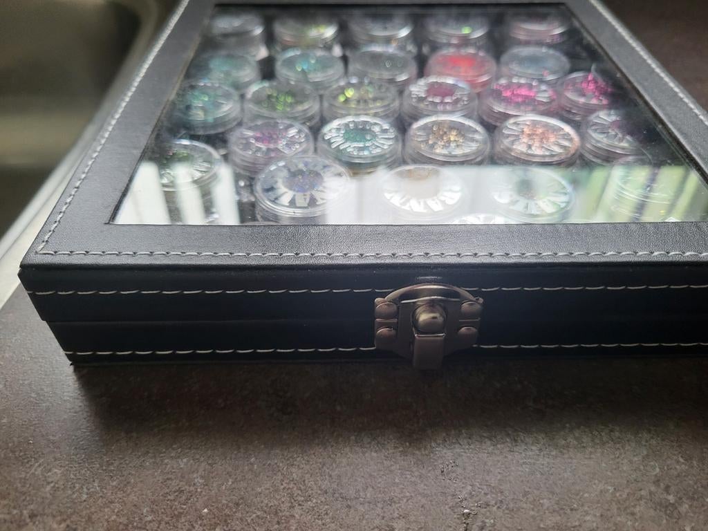 Doos met 32 potjes glitter voor nagels, Ophalen of Verzenden, Materiaal