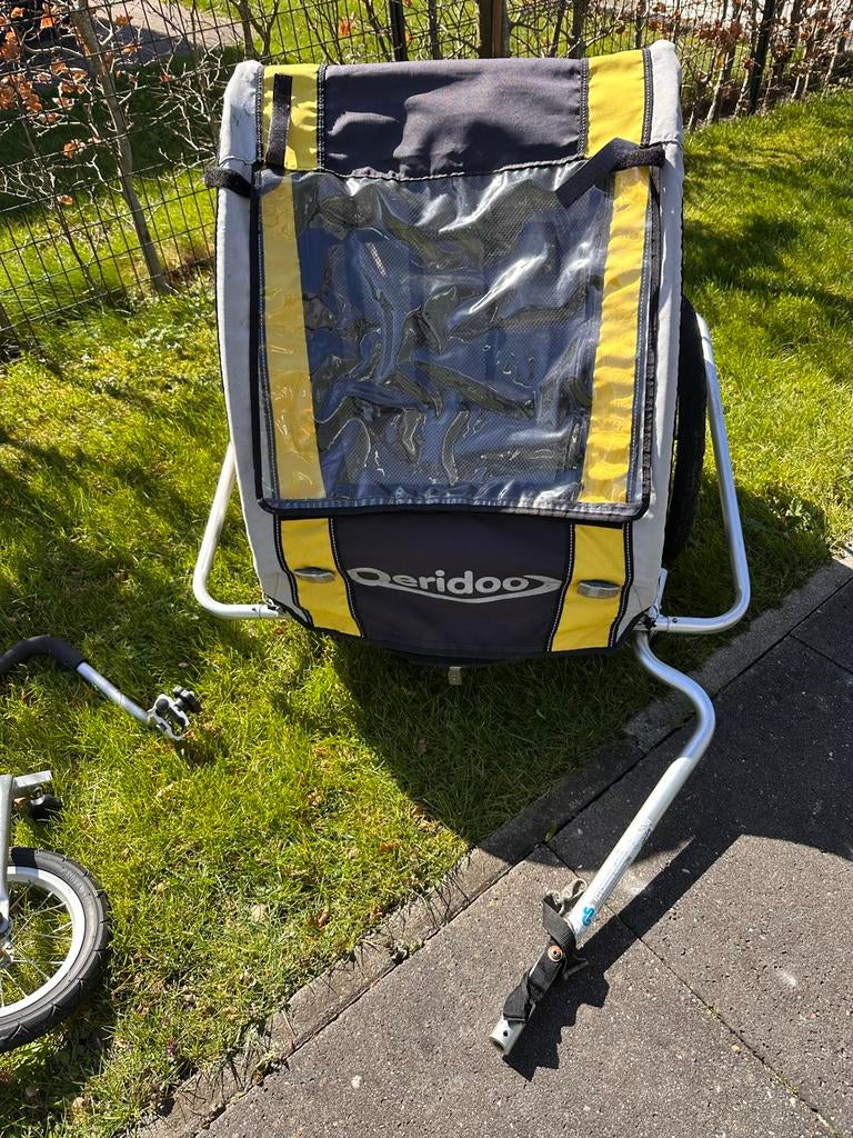 Qeridoo fietskar voor 2 kids met wandelkit, Ophalen, Gebruikt, Opvouwbaar, 20 tot 40 kg