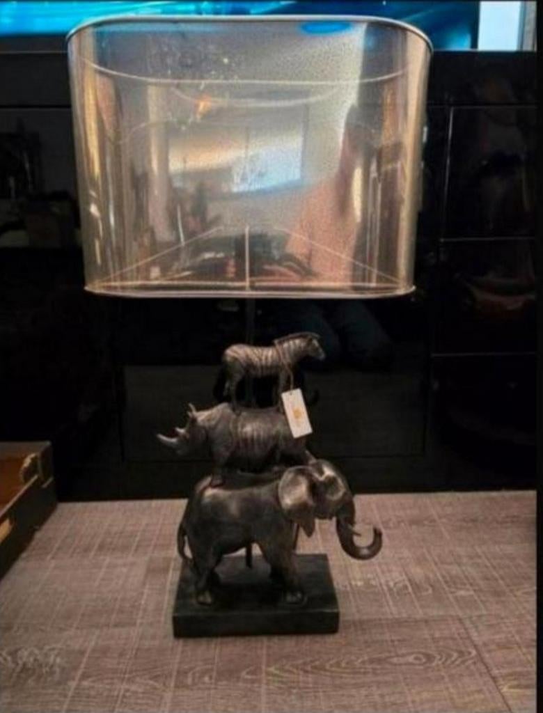 Tafellamp met dierenstapel - Olifant, Neushoorn, Zebra, 50 tot 75 cm, Overige materialen, Nieuw, Ophalen of Verzenden
