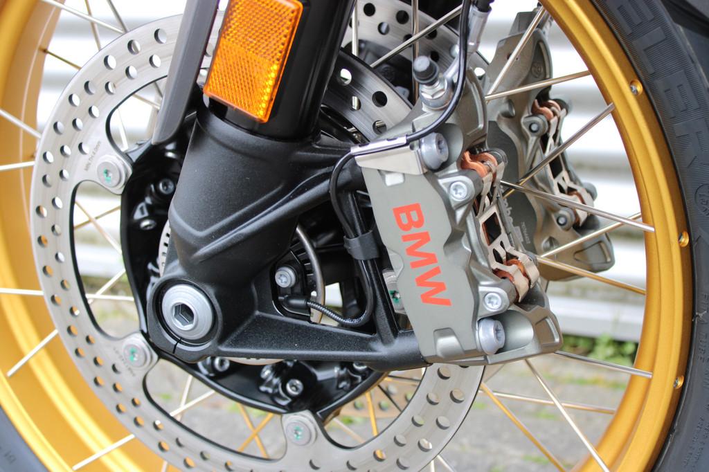 BMW R 1300 GS Adventure |Triple Black |Alle pakketten |Goudk, Motoren, Verkoop.motorrad@oostland-enschede.nl, Handvatverwarming