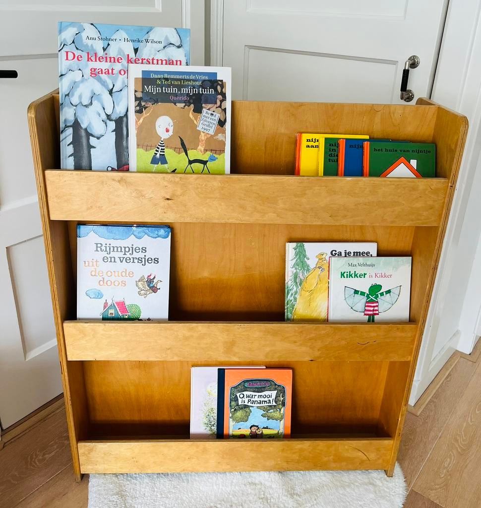 Vintage kinderkast boekenrek boekenkast schoolkast Rolf, Ophalen, Zo goed als nieuw, 50 tot 70 cm, 105 cm of meer