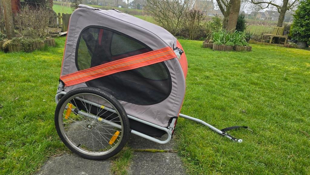 Compacte hondenkar voor kleine tot middelgrote honden, Ophalen, Gebruikt, Opvouwbaar, 20 tot 40 kg