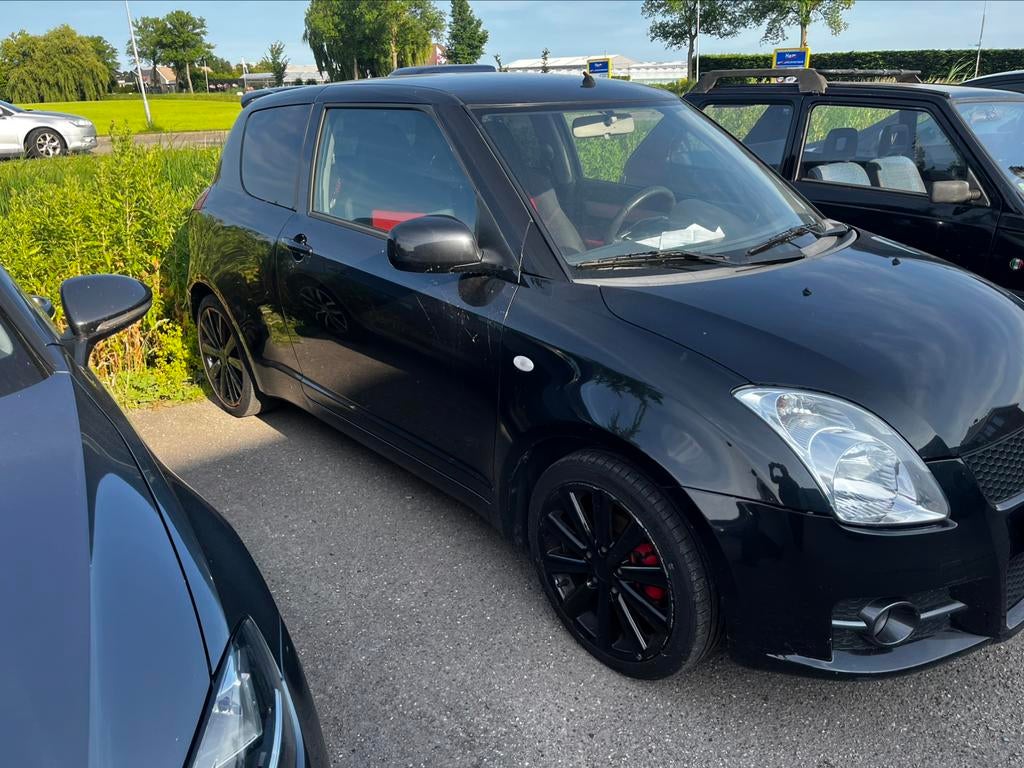 Suzuki swift 1.6 sport in onderdelen., Auto-onderdelen, Ophalen of Verzenden, Suzuki, Deur