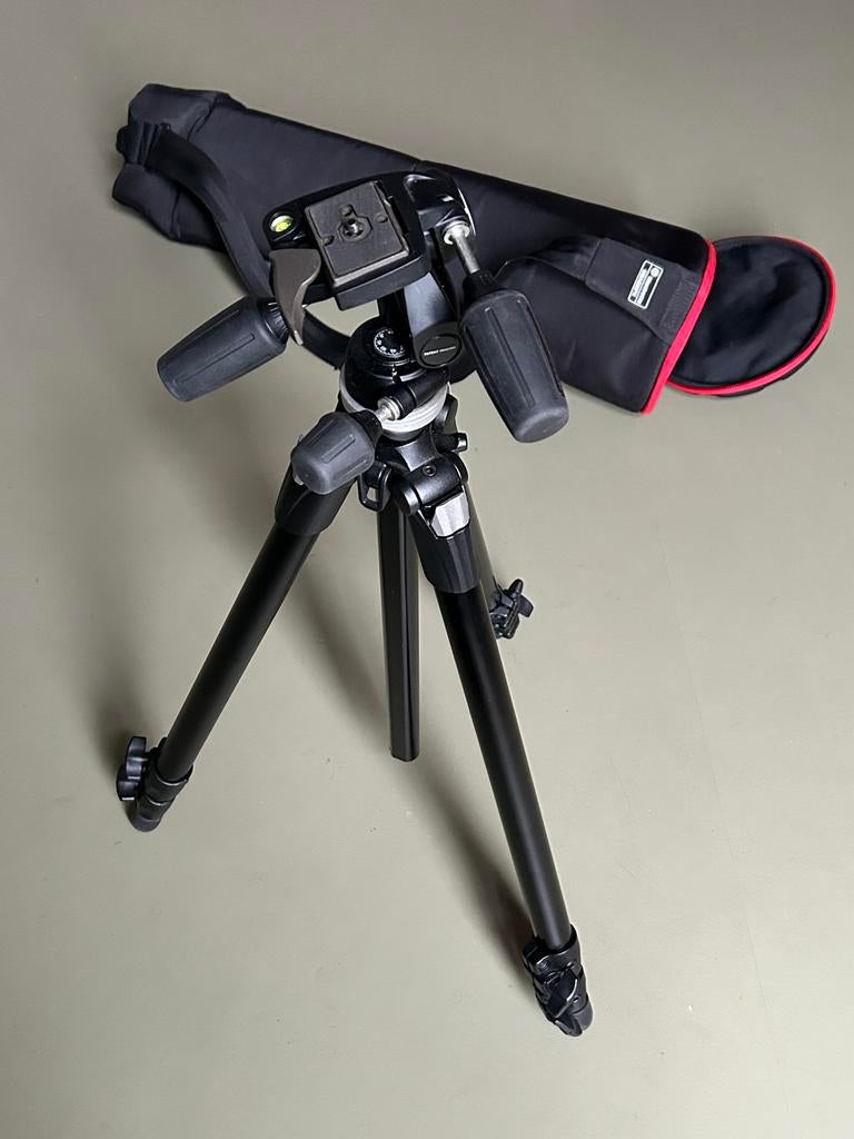 Manfrotto statief inclusief draagtas, Audio, Tv en Foto, Fotografie | Statieven en Balhoofden, Ophalen of Verzenden, Zo goed als nieuw