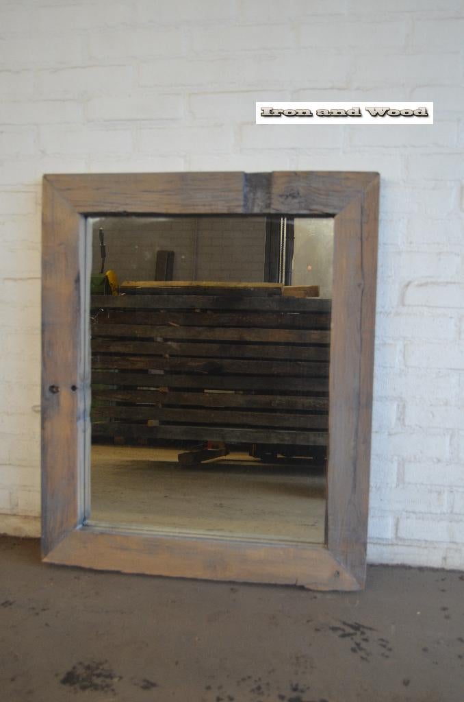 Spiegel - afm: 88 x 77 - oude eiken wagonplanken lijst, Ophalen, Nieuw, 75 tot 100 cm, Minder dan 100 cm