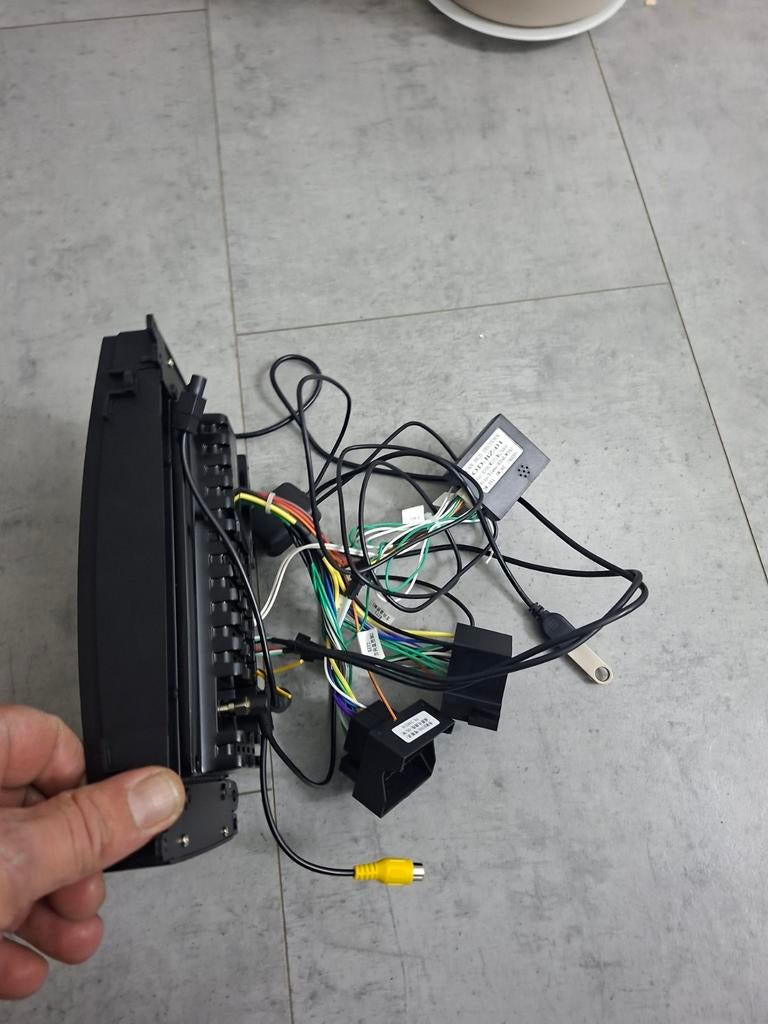 Mercedes   radio's   met   scherm    usb     nafakasi kamera, Auto diversen, Ophalen of Verzenden